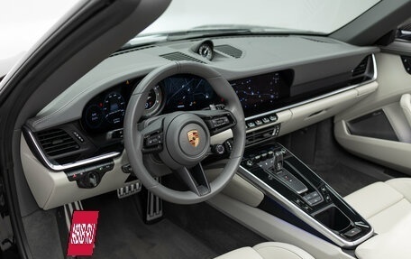 Porsche 911, 2024 год, 29 490 000 рублей, 13 фотография