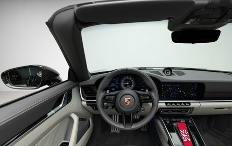 Porsche 911, 2024 год, 29 490 000 рублей, 16 фотография