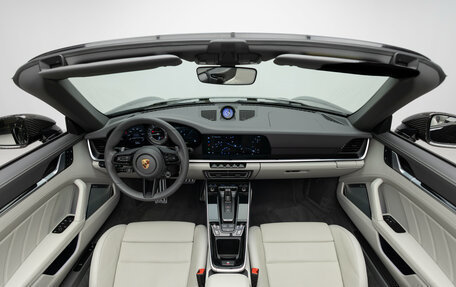 Porsche 911, 2024 год, 29 490 000 рублей, 29 фотография