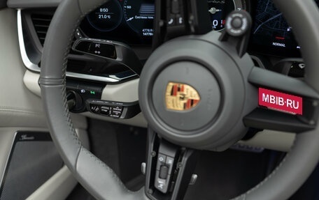 Porsche 911, 2024 год, 29 490 000 рублей, 19 фотография