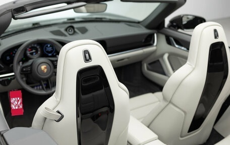 Porsche 911, 2024 год, 29 490 000 рублей, 27 фотография