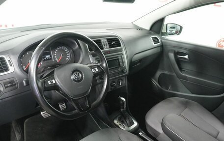 Volkswagen Polo VI (EU Market), 2016 год, 1 070 000 рублей, 9 фотография