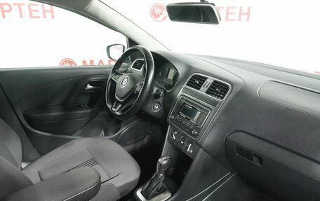 Volkswagen Polo VI (EU Market), 2016 год, 1 070 000 рублей, 10 фотография