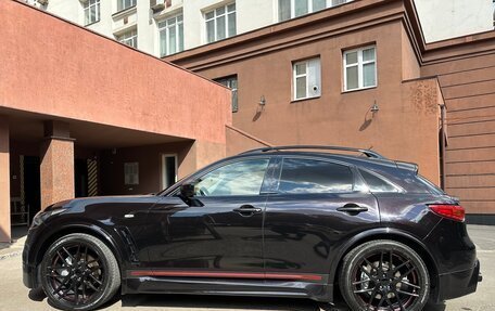 Infiniti QX70, 2016 год, 3 590 000 рублей, 6 фотография