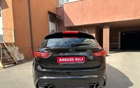 Infiniti QX70, 2016 год, 3 590 000 рублей, 8 фотография