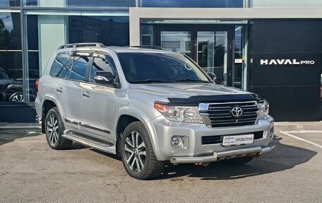 Toyota Land Cruiser 200, 2015 год, 4 099 000 рублей, 3 фотография