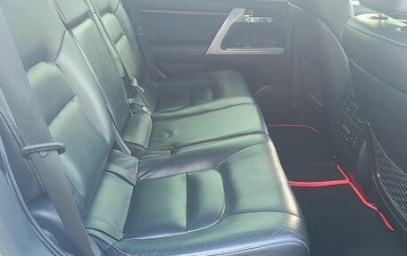 Toyota Land Cruiser 200, 2015 год, 4 099 000 рублей, 11 фотография