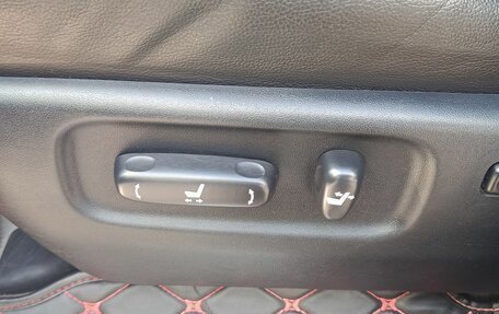 Toyota Land Cruiser 200, 2015 год, 4 099 000 рублей, 16 фотография