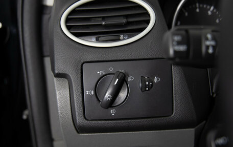 Ford Focus II рестайлинг, 2010 год, 599 000 рублей, 16 фотография