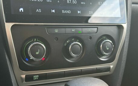 Skoda Octavia, 2011 год, 885 000 рублей, 24 фотография