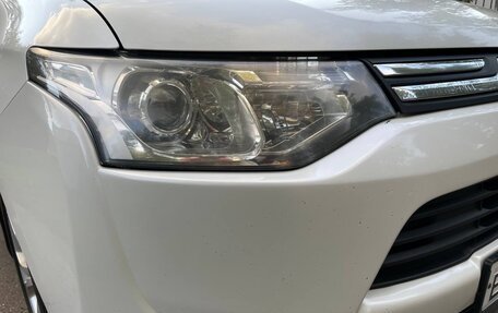 Mitsubishi Outlander III рестайлинг 3, 2013 год, 1 799 999 рублей, 8 фотография