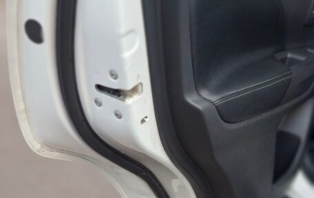 Mitsubishi Outlander III рестайлинг 3, 2013 год, 1 799 999 рублей, 15 фотография