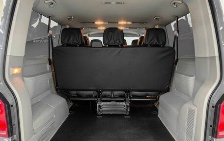Volkswagen Caravelle T6 рестайлинг, 2019 год, 1 920 000 рублей, 15 фотография