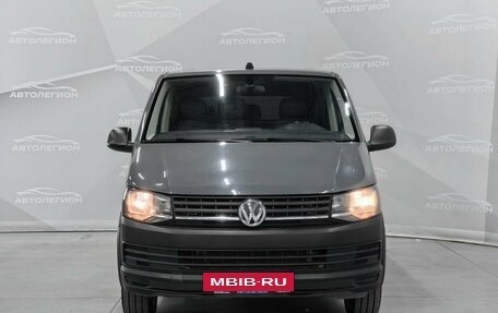 Volkswagen Caravelle T6 рестайлинг, 2019 год, 1 920 000 рублей, 7 фотография