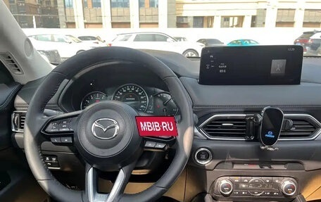 Mazda CX-5 II, 2024 год, 2 283 000 рублей, 9 фотография