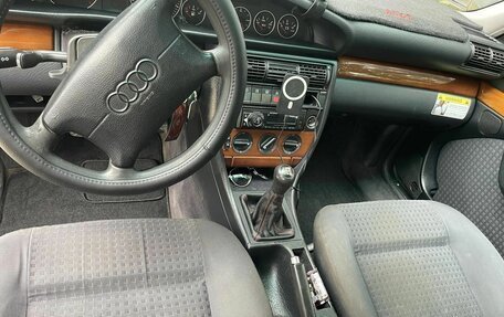 Audi A6, 1996 год, 300 000 рублей, 3 фотография