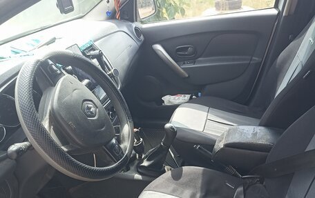 Renault Sandero II рестайлинг, 2016 год, 380 000 рублей, 7 фотография