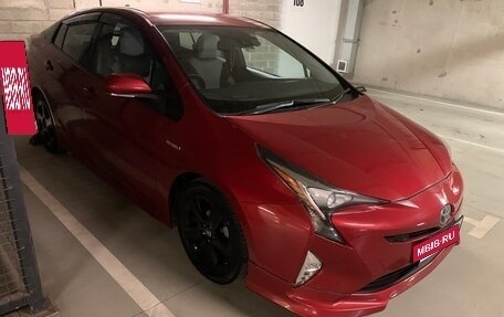 Toyota Prius IV XW50, 2016 год, 2 080 000 рублей, 7 фотография