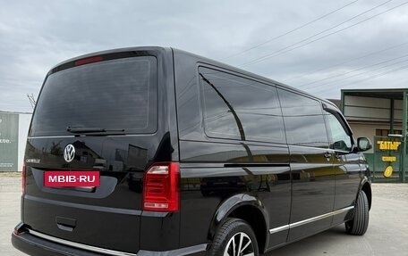 Volkswagen Caravelle T6 рестайлинг, 2019 год, 4 250 000 рублей, 6 фотография