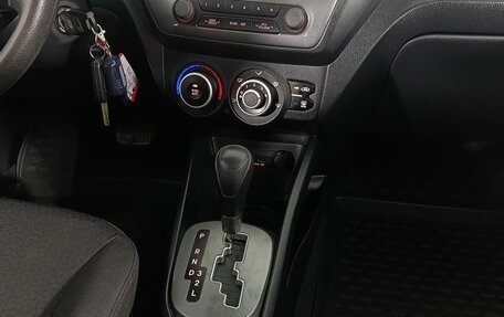 KIA Rio III рестайлинг, 2013 год, 790 000 рублей, 13 фотография