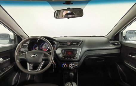KIA Rio III рестайлинг, 2013 год, 790 000 рублей, 10 фотография