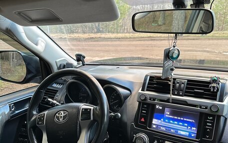 Toyota Land Cruiser Prado 150 рестайлинг 2, 2014 год, 3 150 000 рублей, 8 фотография