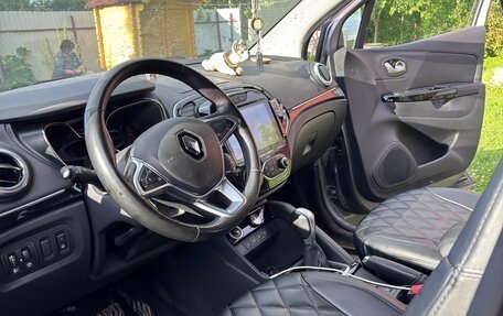 Renault Kaptur I рестайлинг, 2020 год, 1 300 000 рублей, 8 фотография