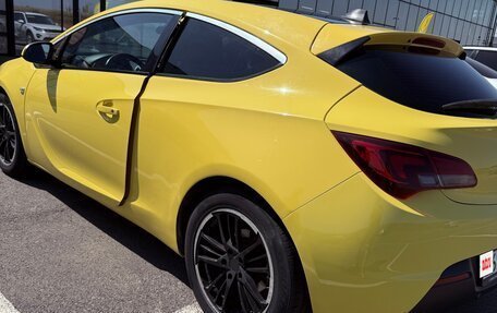Opel Astra J, 2013 год, 1 000 000 рублей, 3 фотография