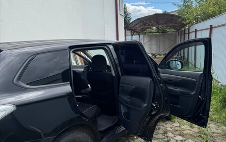 Mitsubishi Outlander III рестайлинг 3, 2012 год, 1 070 000 рублей, 6 фотография