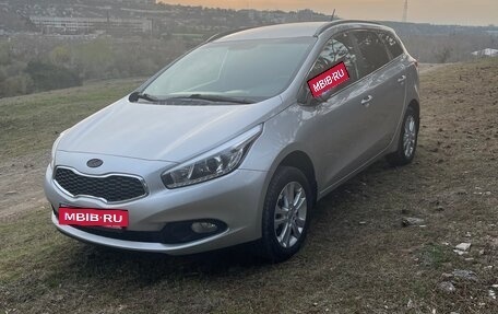 KIA cee'd III, 2013 год, 1 150 000 рублей, 24 фотография