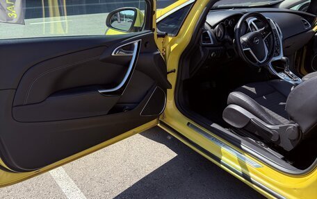 Opel Astra J, 2013 год, 1 000 000 рублей, 10 фотография