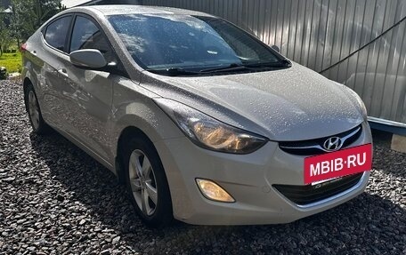 Hyundai Elantra V, 2012 год, 717 000 рублей, 3 фотография