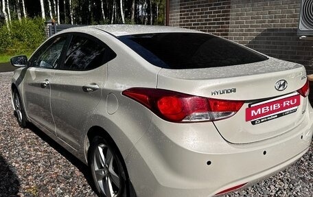 Hyundai Elantra V, 2012 год, 717 000 рублей, 5 фотография