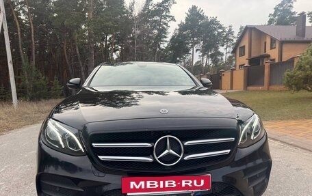 Mercedes-Benz E-Класс, 2017 год, 3 260 000 рублей, 2 фотография