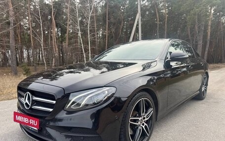 Mercedes-Benz E-Класс, 2017 год, 3 260 000 рублей, 3 фотография