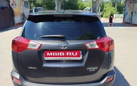 Toyota RAV4, 2012 год, 2 000 000 рублей, 6 фотография