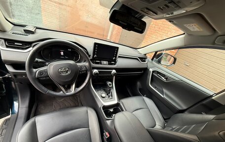 Toyota RAV4, 2020 год, 4 400 000 рублей, 13 фотография