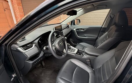 Toyota RAV4, 2020 год, 4 400 000 рублей, 12 фотография