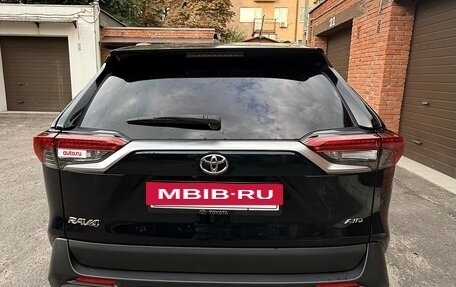 Toyota RAV4, 2020 год, 4 400 000 рублей, 9 фотография