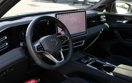 Volkswagen Tiguan, 2025 год, 4 388 000 рублей, 10 фотография