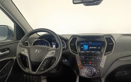 Hyundai Santa Fe III рестайлинг, 2017 год, 2 390 000 рублей, 10 фотография