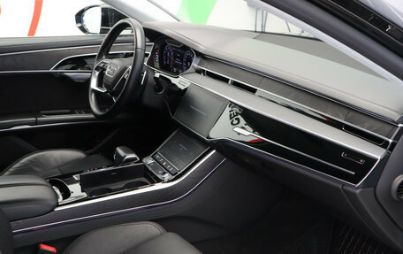 Audi A8, 2019 год, 7 389 000 рублей, 25 фотография