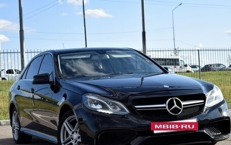 Mercedes-Benz E-Класс, 2015 год, 1 800 000 рублей, 2 фотография