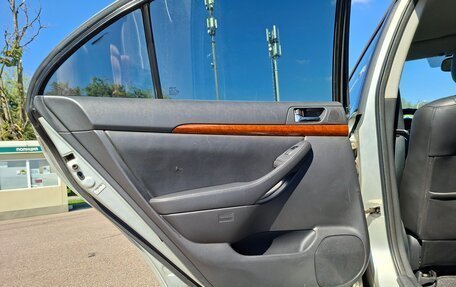 Toyota Avensis III рестайлинг, 2007 год, 1 000 000 рублей, 9 фотография