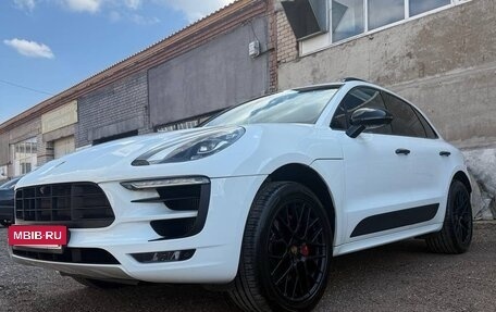 Porsche Macan I рестайлинг, 2017 год, 4 000 000 рублей, 3 фотография