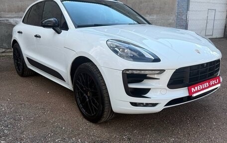 Porsche Macan I рестайлинг, 2017 год, 4 000 000 рублей, 4 фотография