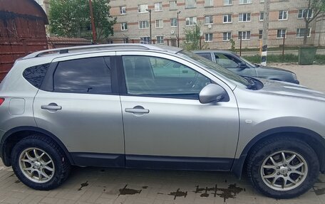 Nissan Qashqai, 2009 год, 800 000 рублей, 2 фотография