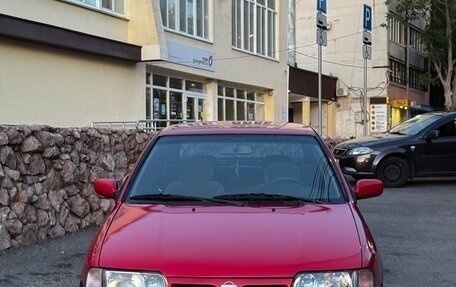 Nissan Primera II рестайлинг, 1993 год, 236 000 рублей, 3 фотография