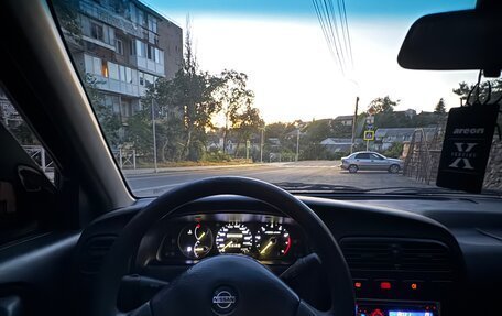 Nissan Primera II рестайлинг, 1993 год, 236 000 рублей, 7 фотография