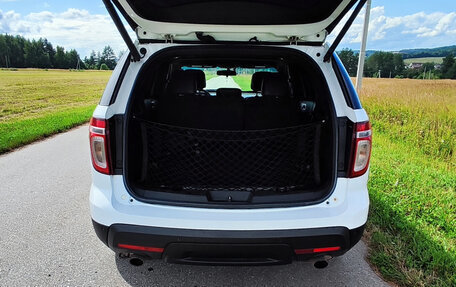 Ford Explorer VI, 2013 год, 2 150 000 рублей, 33 фотография